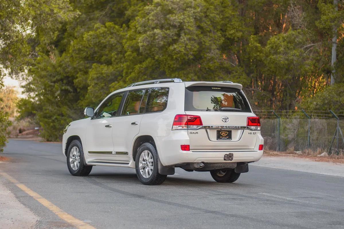 Land Cruiser | GXR 5.7L | GCC Specs | REF#T20409-4-4