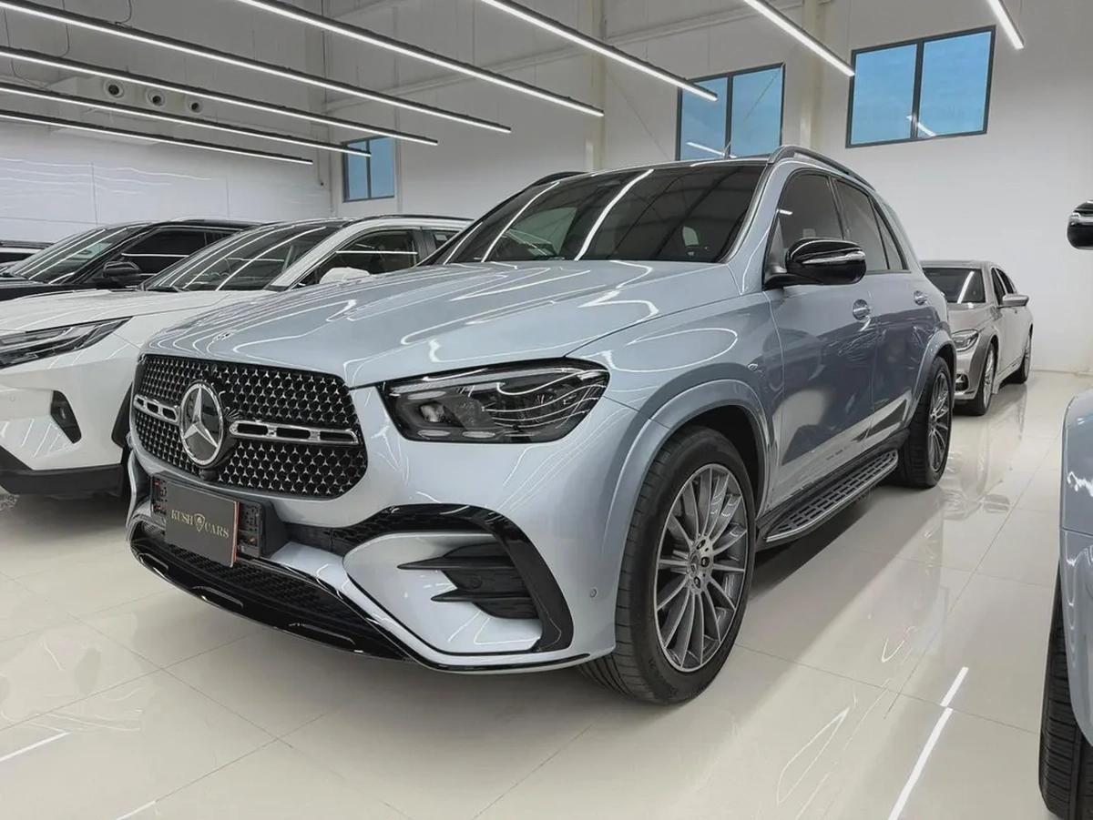 2024 Mercedes-Benz GLE 450 4Matic - GCC Specs - Like New!-0-0