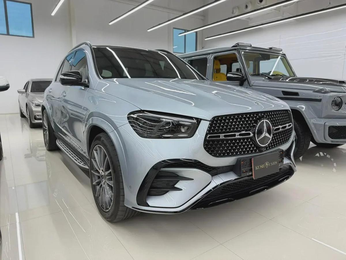 2024 Mercedes-Benz GLE 450 4Matic - GCC Specs - Like New!-1-1