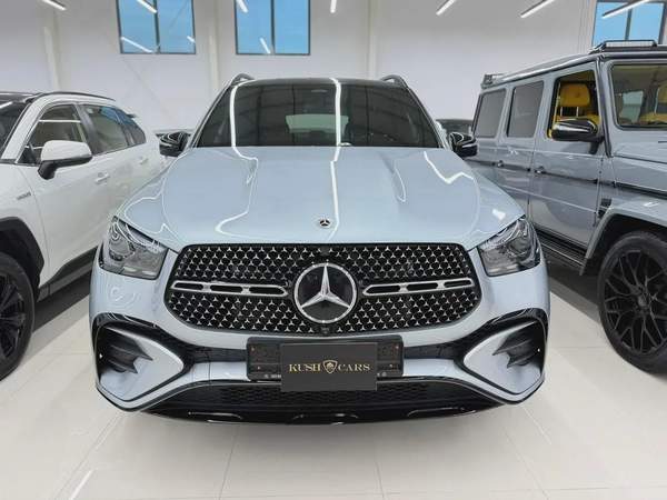 2024 Mercedes-Benz GLE 450 4Matic - GCC Specs - Like New!