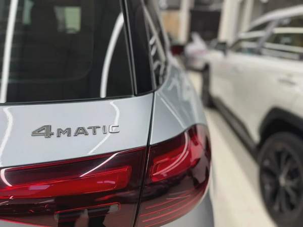 2024 Mercedes-Benz GLE 450 4Matic - GCC Specs - Like New!