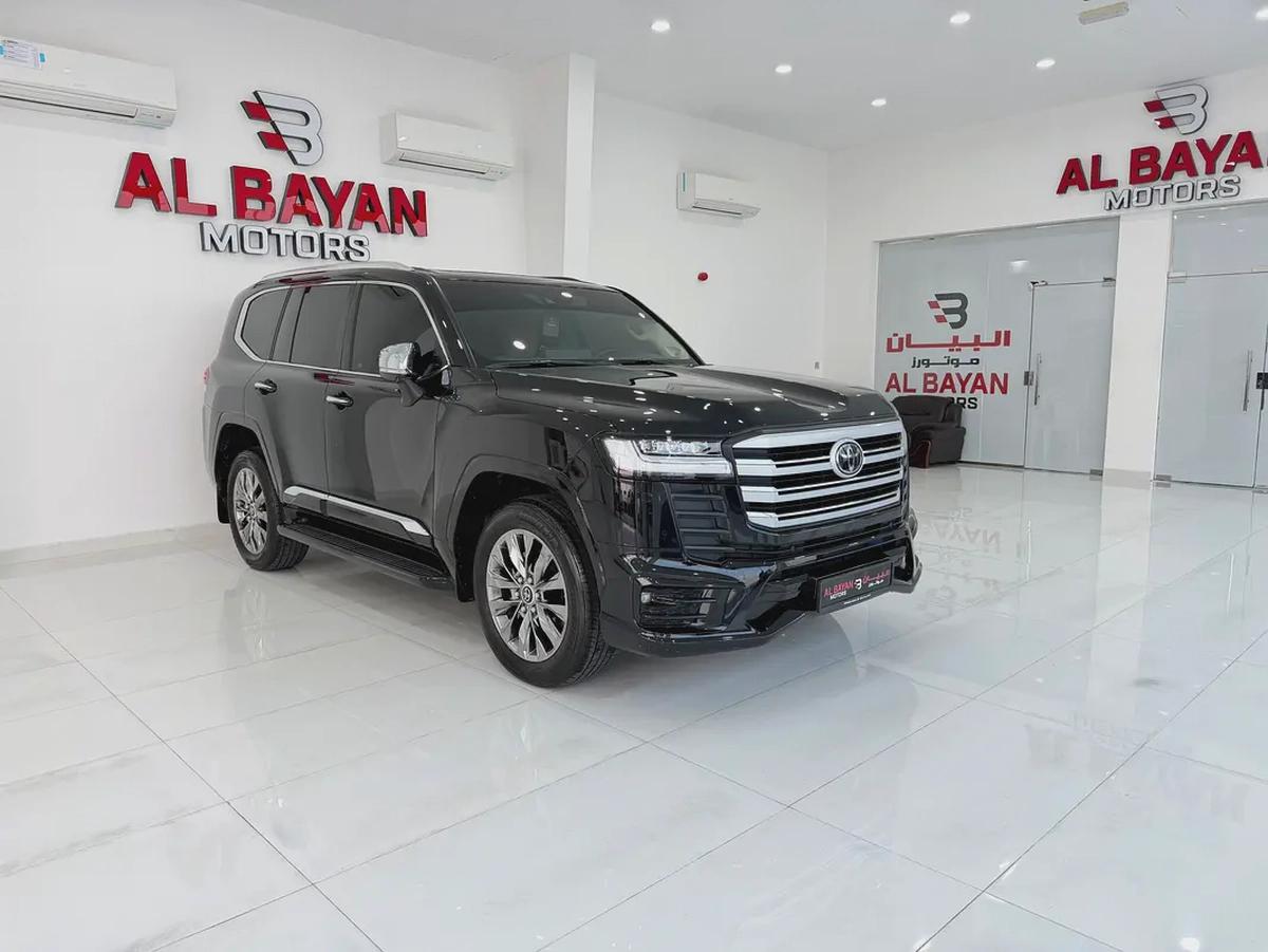 تويوتا لاند كروزر VXR تنفس طبيعي اسود / بيج 2024 Toyota Land Cruiser VXR - GCC Specs - Brand New-0-0