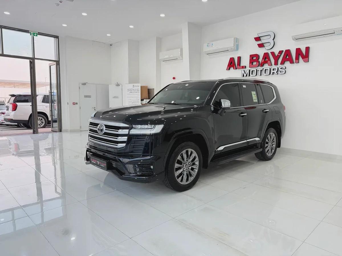 تويوتا لاند كروزر VXR تنفس طبيعي اسود / بيج 2024 Toyota Land Cruiser VXR - GCC Specs - Brand New-1-1