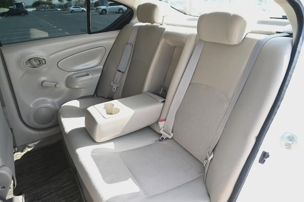 0% DP - APPLE CARPLAY - NISSAN SUNNY SV 1.5L GCC SPECS - WELL MAINTAINED-14-14