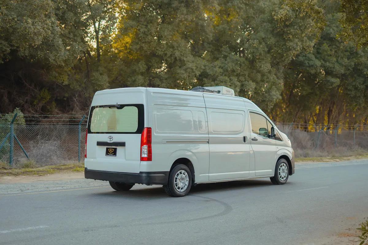 High Roof | Manual | Chiller Van | GCC Specs | Ref#T02941-2-2