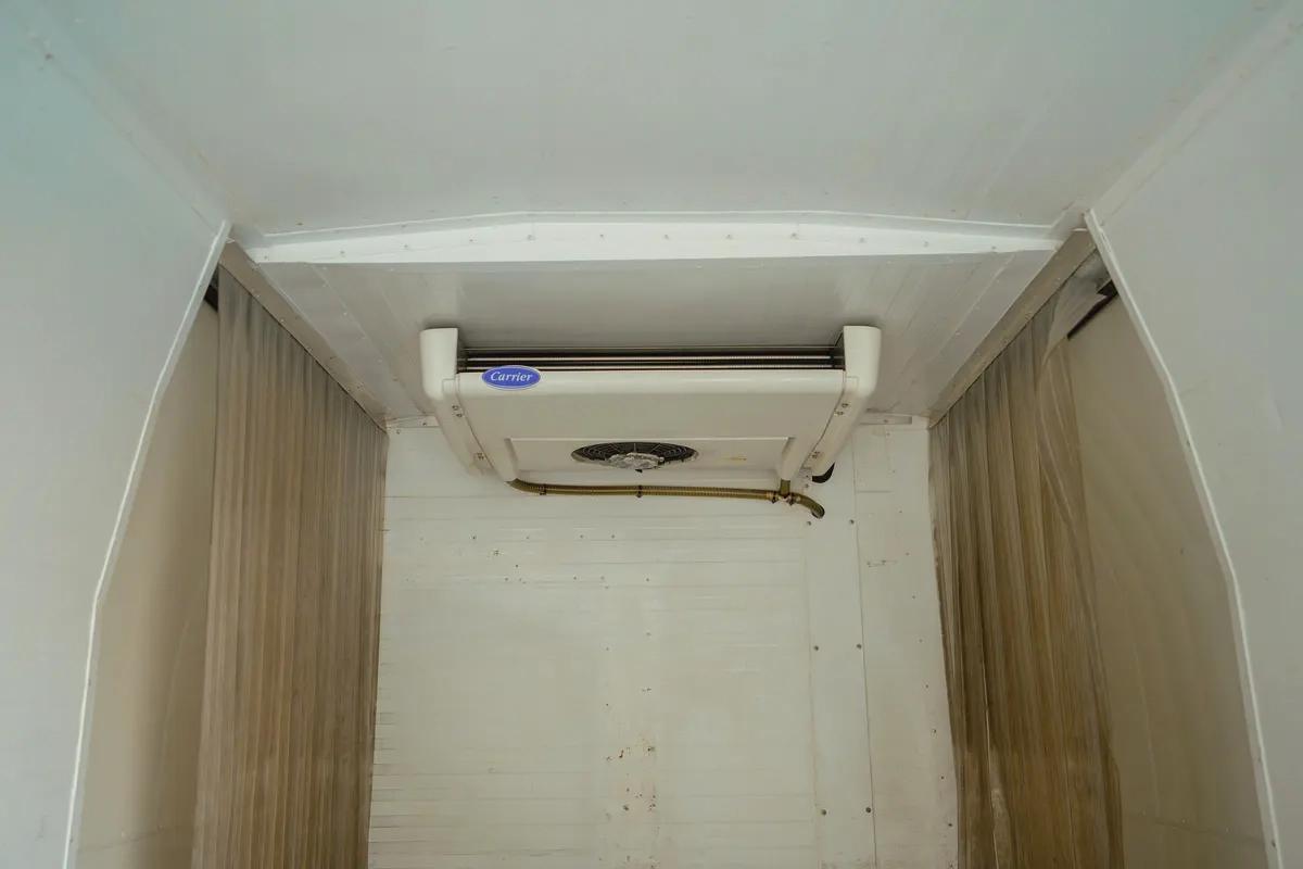 High Roof | Manual | Chiller Van | GCC Specs | Ref#T02941-7-7