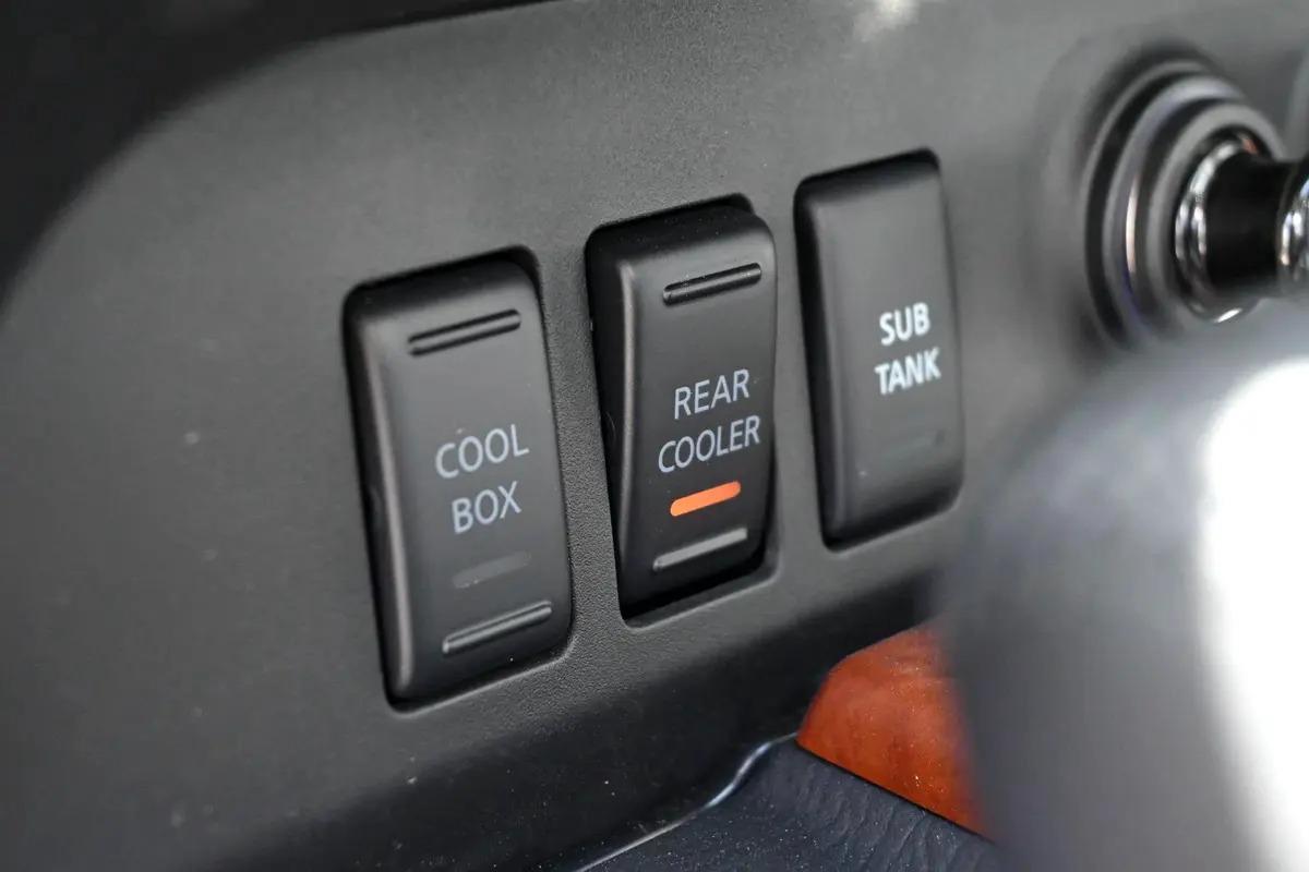 2024 Nissan Patrol Safari - GCC Specs - Brand New-14-14
