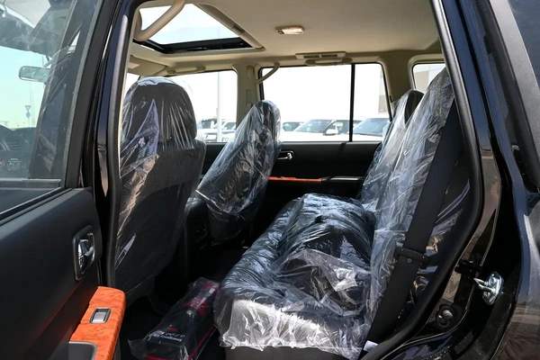 2024 Nissan Patrol Safari - GCC Specs - Brand New