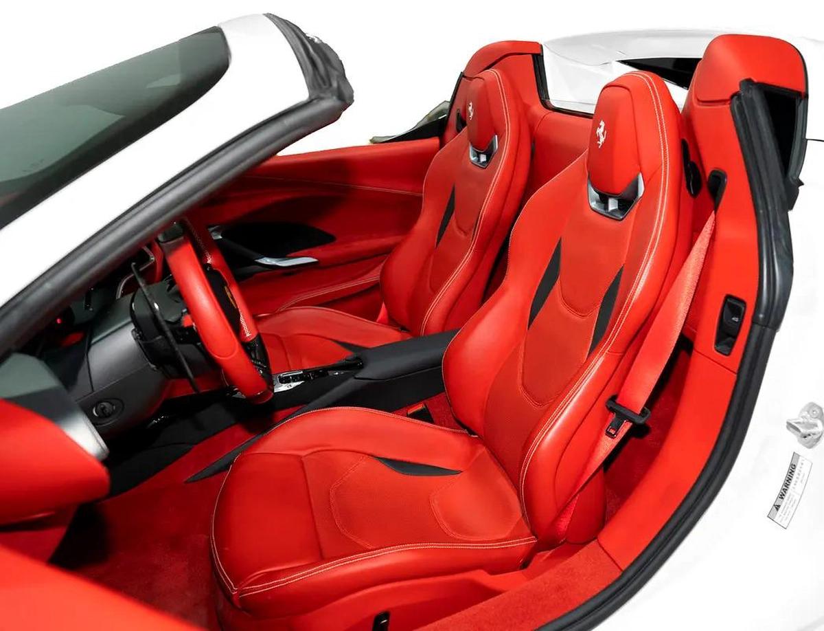 2025 296 GTS | CARBON FIBRE FRONT SPOILER | LIFT SYSTEM | COLOURED SPECIAL STITCHING-11-11