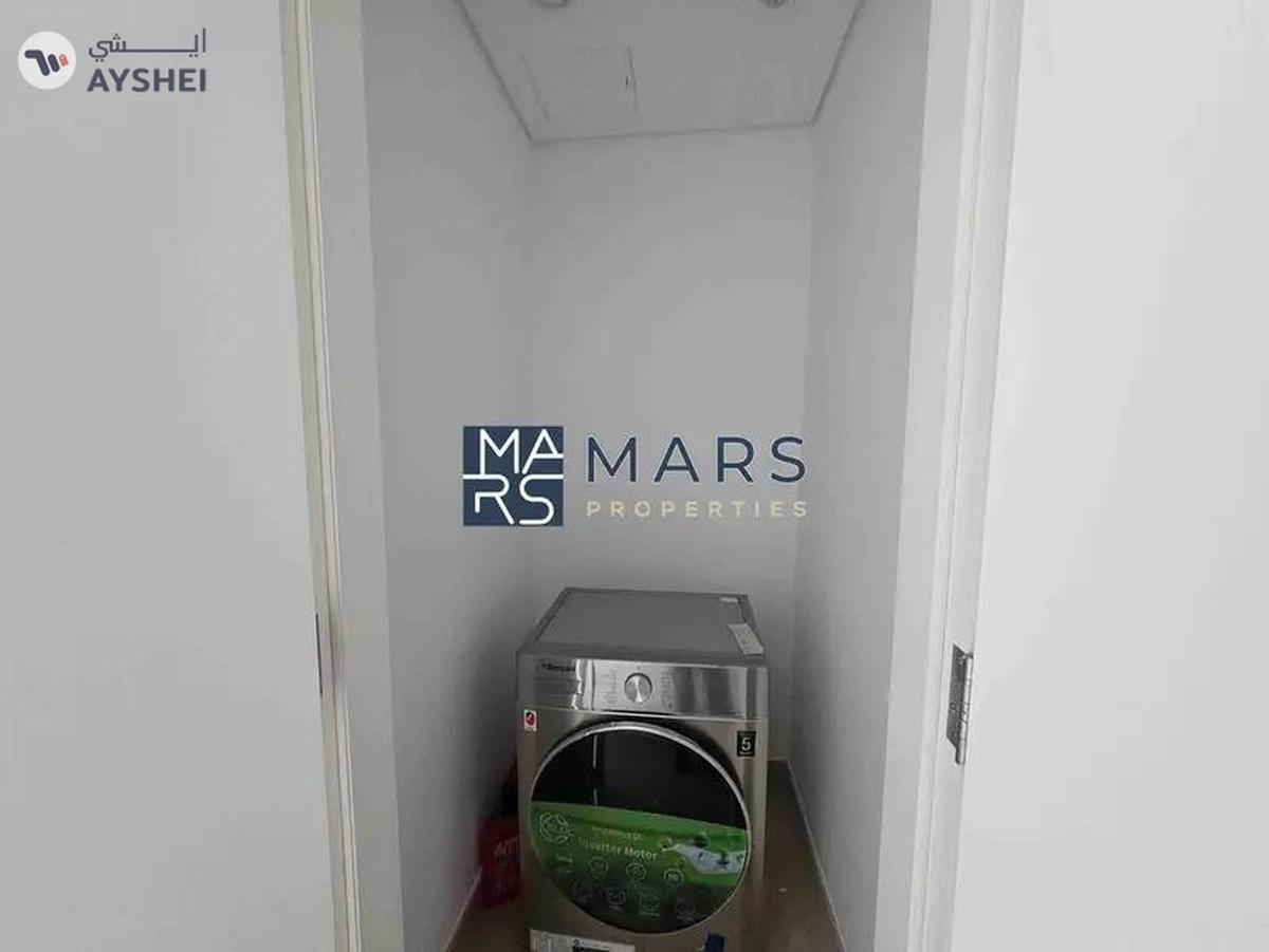 Spacious | Prime Location | Ready To Move in-6-6