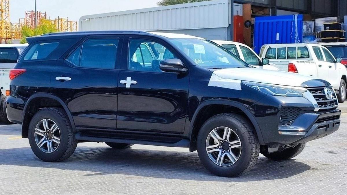 Toyota Fortuner FORTUNER 2.4L DIESEL-2-2