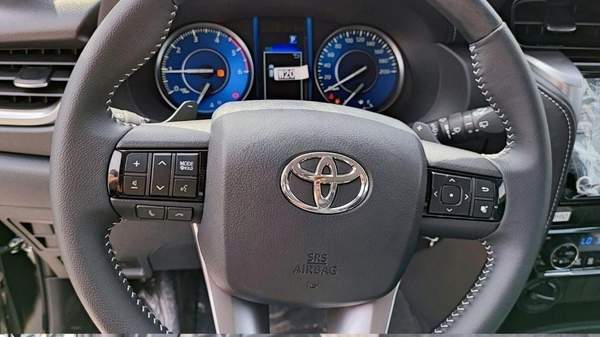 Toyota Fortuner FORTUNER 2.4L DIESEL