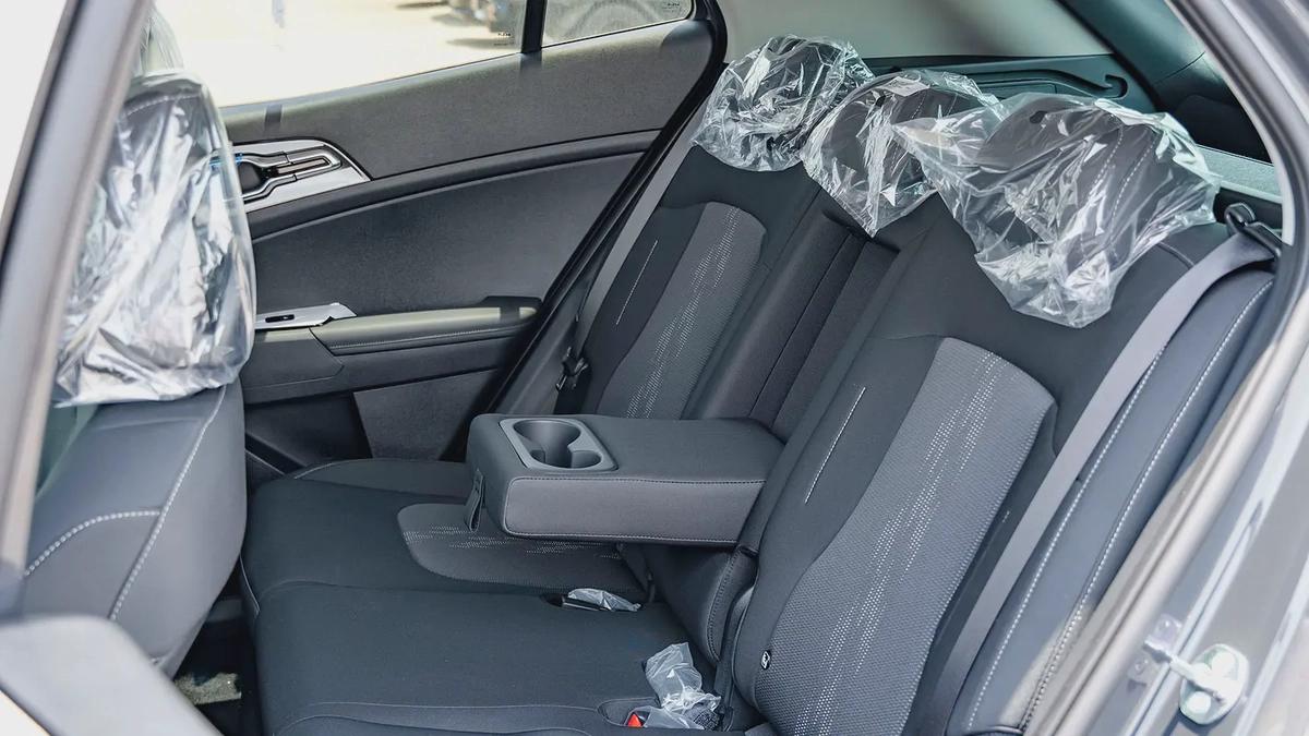 2025 Kia Sportage 1.6L Petrol AT with Panoramic Sunroof-15-15