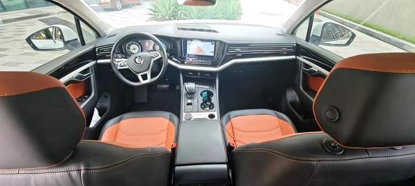 2020-Volkswagen Touareg-Excellent Condition-1 Year Warranty-Full Service History-Finance Available