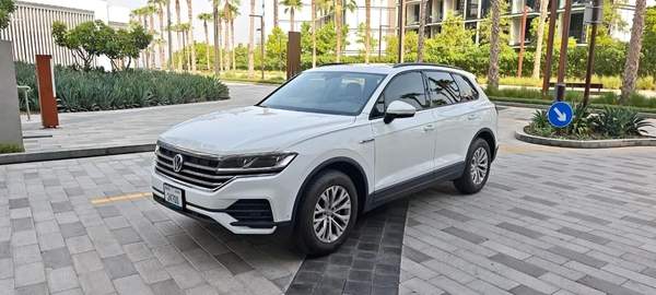 2020-Volkswagen Touareg-Excellent Condition-1 Year Warranty-Full Service History-Finance Available