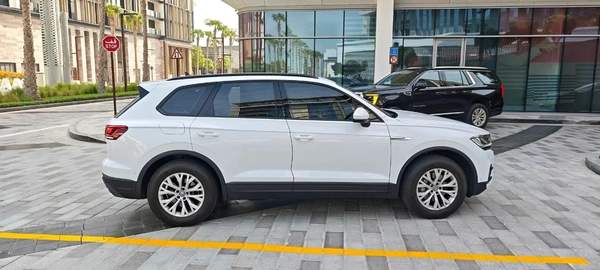 2020-Volkswagen Touareg-Excellent Condition-1 Year Warranty-Full Service History-Finance Available