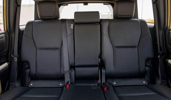 Toyota Prado PRADO 250 2.4P AT FIRST EDITION MY2025 – SAND & GREY ROOF