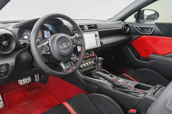 2,657 AED / 60 months | 0% DP | 2024 Toyota GR86 / Toyota Warranty Service Pack