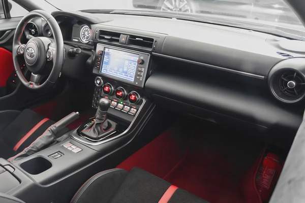 2,657 AED / 60 months | 0% DP | 2024 Toyota GR86 / Toyota Warranty Service Pack