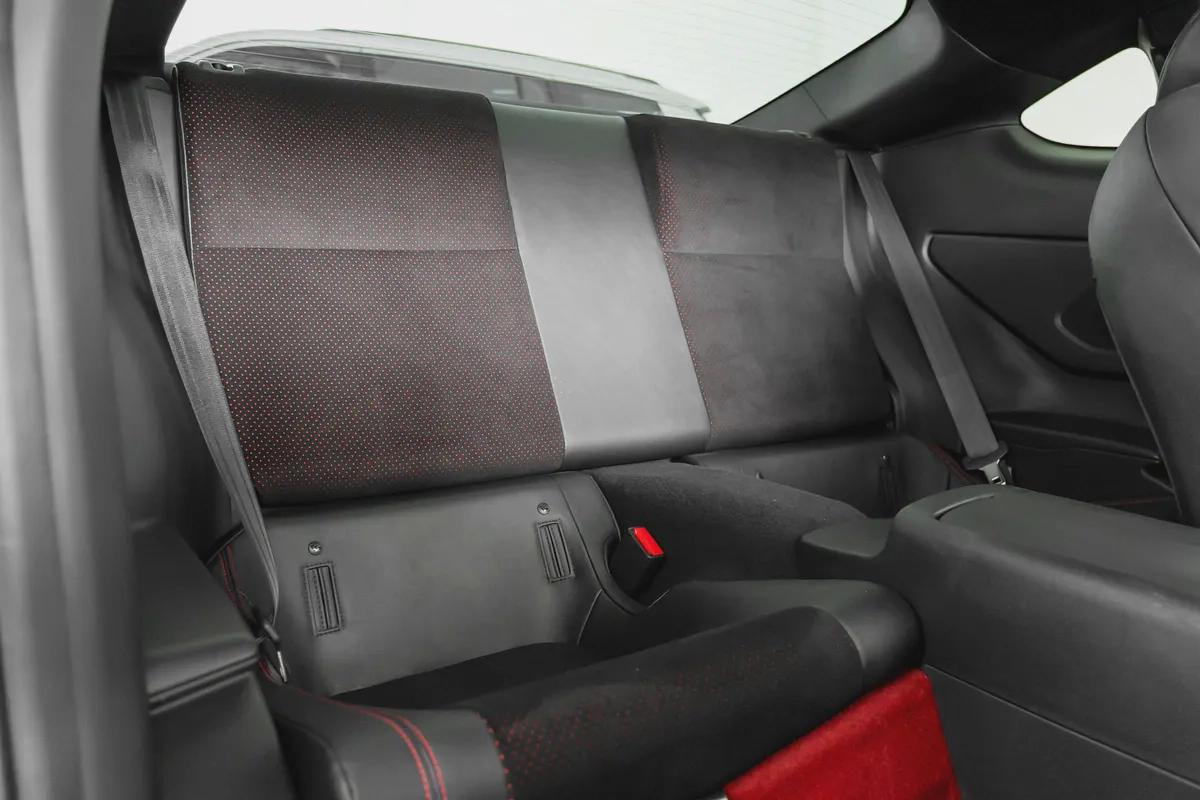 2,657 AED / 60 months | 0% DP | 2024 Toyota GR86 / Toyota Warranty Service Pack-11-11