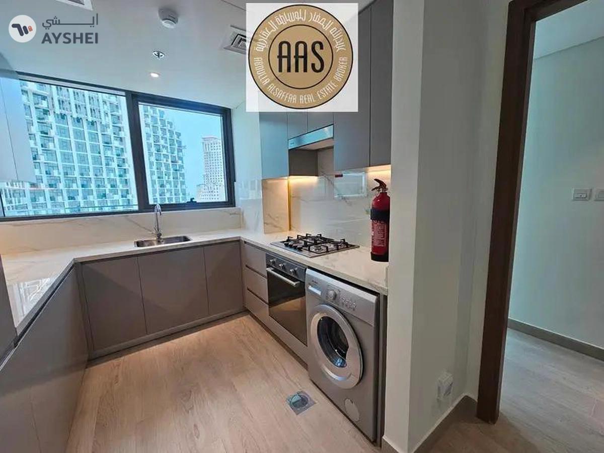 Luxury Style One Bedroom With Pool View-9-9