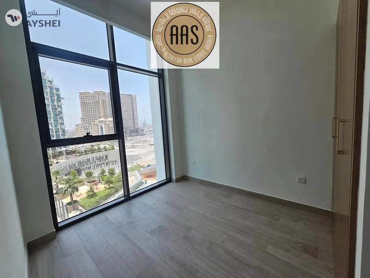 Luxury Style One Bedroom With Pool View-6-6