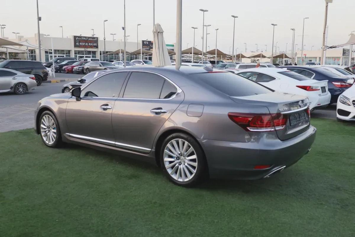 Used Lexus LS 460 4 door 4.6L SWB 2014-15-15