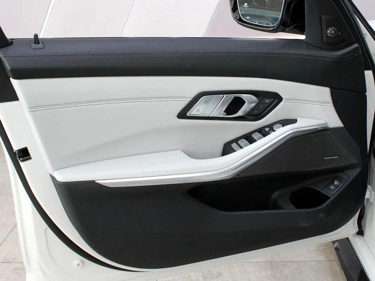 2026 - BMW M3 COMPETITION - V6-4-4