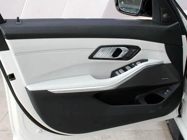 2026 - BMW M3 COMPETITION - V6