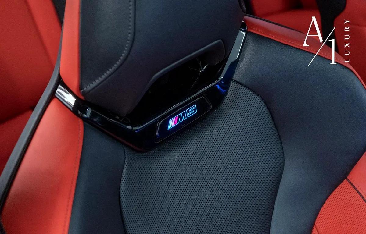 2025 BMW M5, With Warranty, Fully Loaded, Carbon Fibre Accents, GCC Specs-10-10