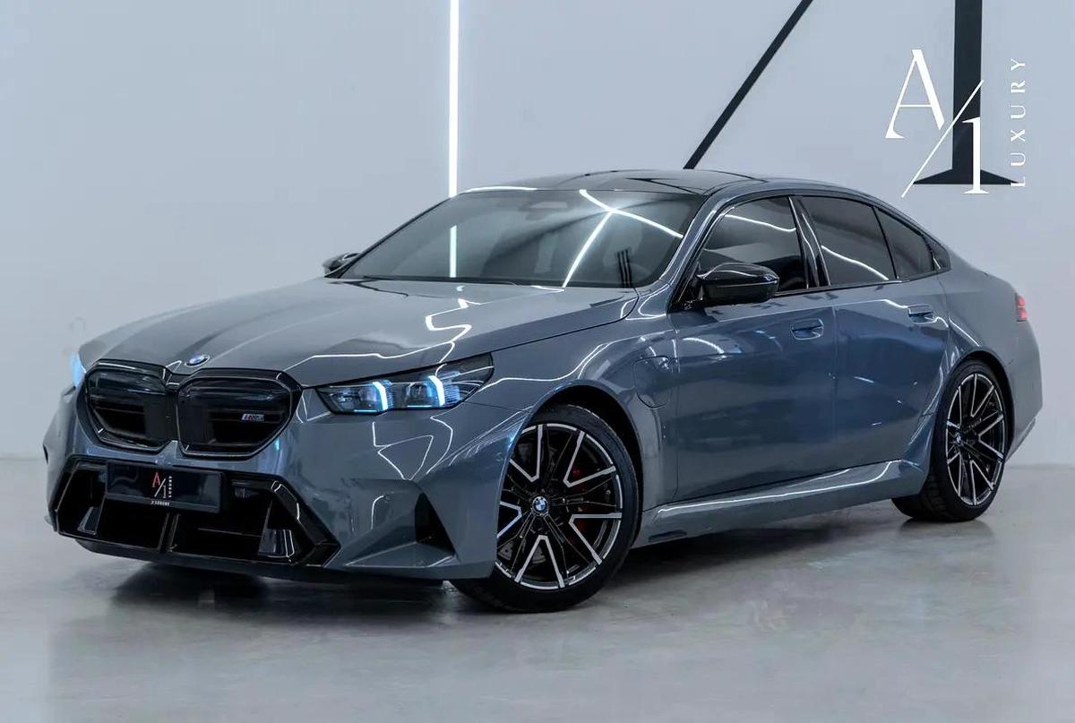2025 BMW M5, With Warranty, Fully Loaded, Carbon Fibre Accents, GCC Specs-0-0