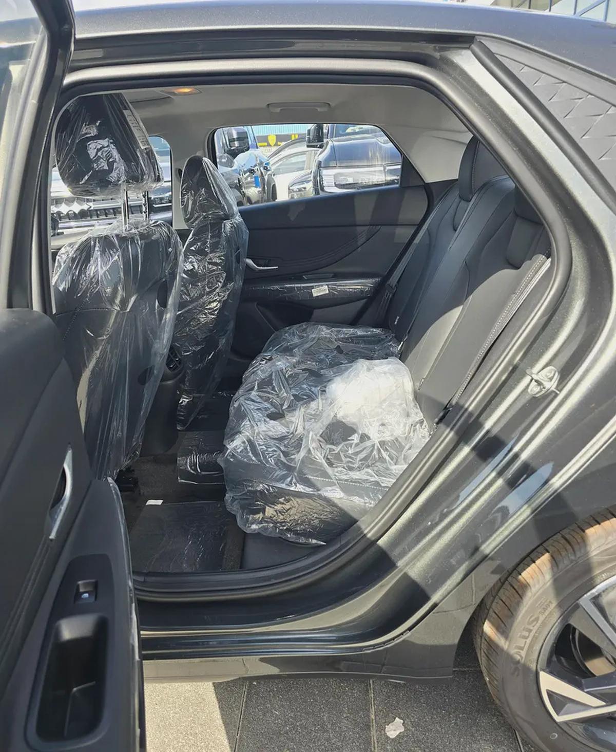 Hyundai Elantra 1.5L GLX Elite Edition-8-8