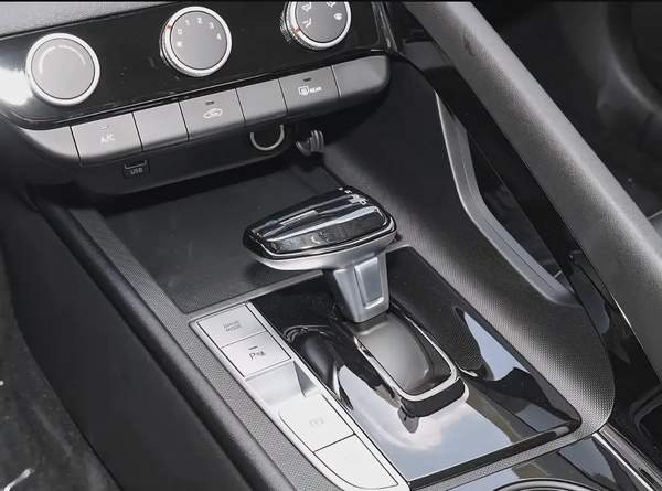 Hyundai Elantra 1.5L GLX Elite Edition