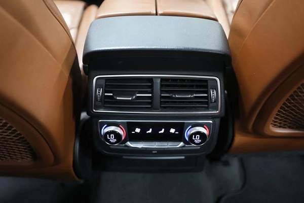 GCC | Audi Q7 | 7 Seater | 2,400 Monthly | Free Insurance and Registration