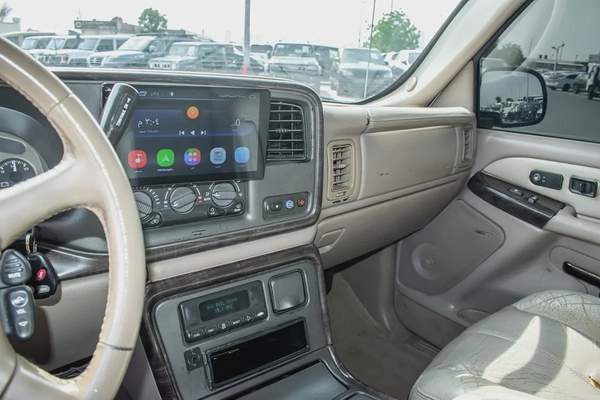 2001 - GMC YUKON XL DENALI - JAPAN IMPORTED