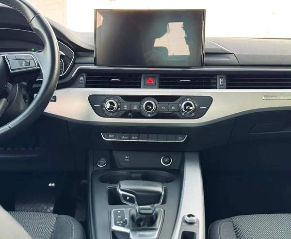 AUDI A4 TFSI - 2021 - ONLY 20113KM - SUPER CLEAN CAR FRESH JAPAN IMPORT