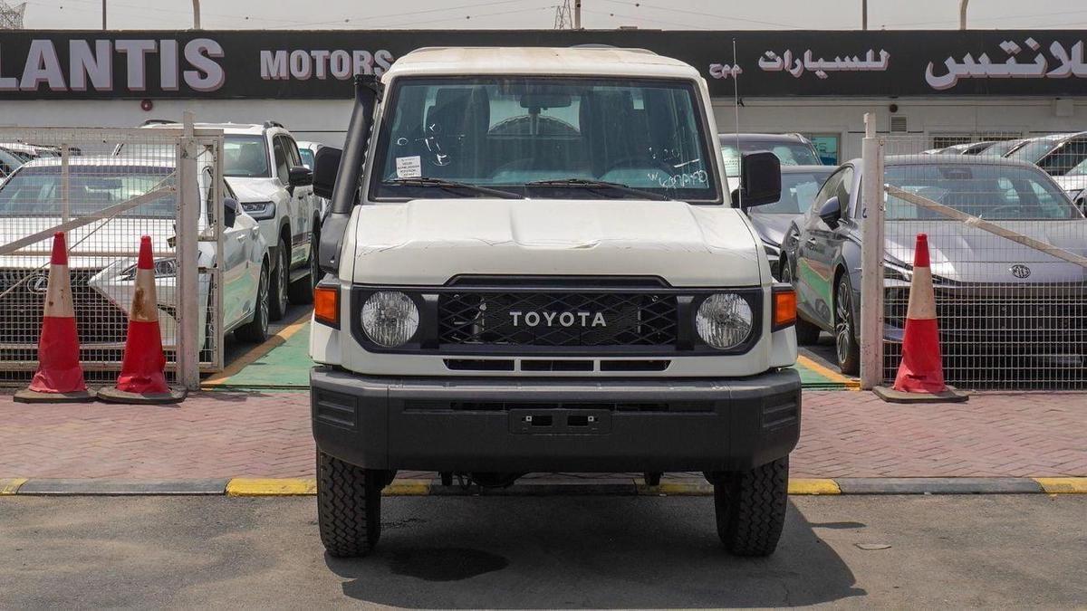 Toyota Land Cruiser Pick Up 4.2L Diesel-1-1