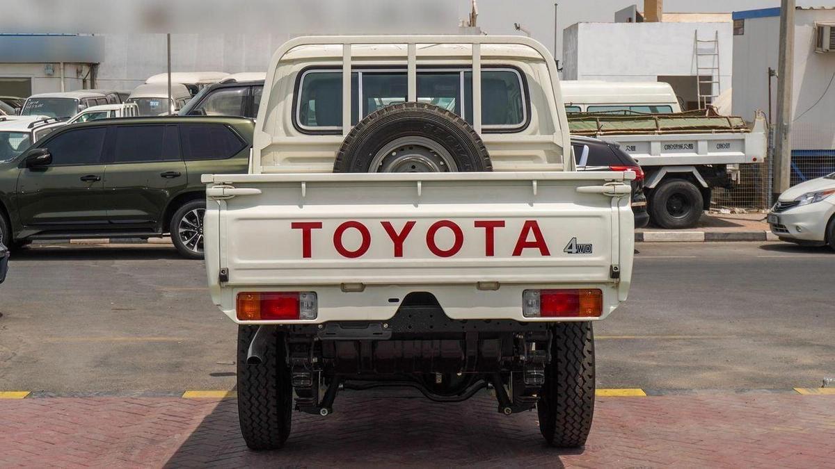 Toyota Land Cruiser Pick Up 4.2L Diesel-14-14
