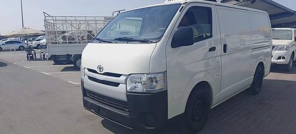 TOYOTA HIACE CHILLER VAN – GCC Model: 2021 ️ Mileage: 112,000 KMS ️ Chiller Body (Perfect f