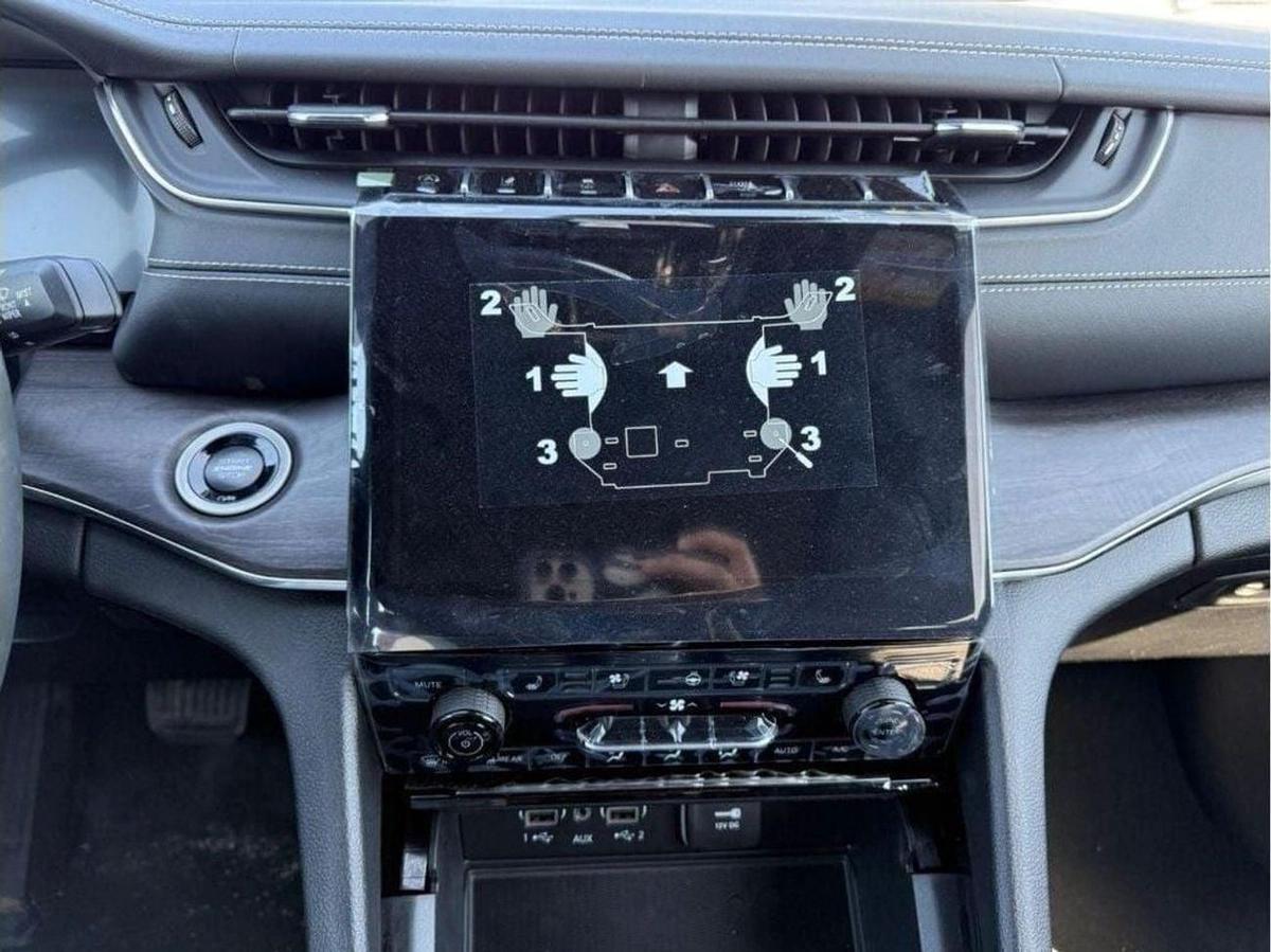 Jeep Grand Cherokee EXPORT PRICE - Grand Cherokee Overland 3.6L-14-14