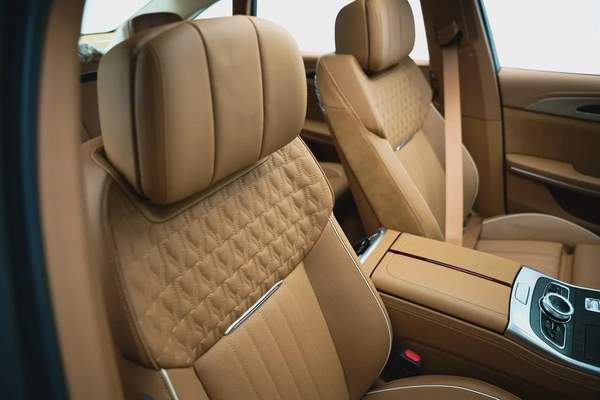 2023 HONGQI H9 CA7205 2.0L RWD WITH WARRANTY