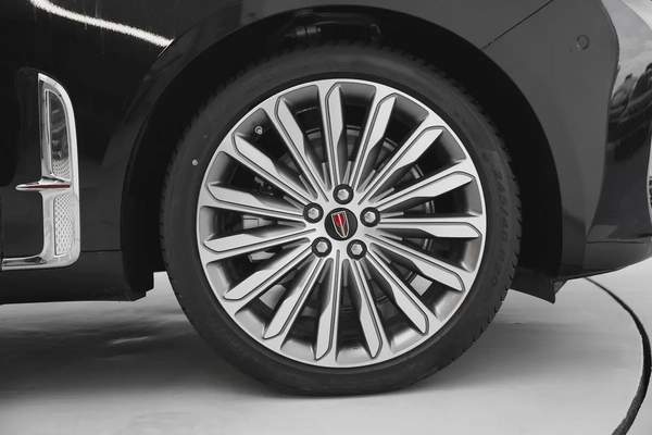 2023 HONGQI H9 CA7205 2.0L RWD WITH WARRANTY