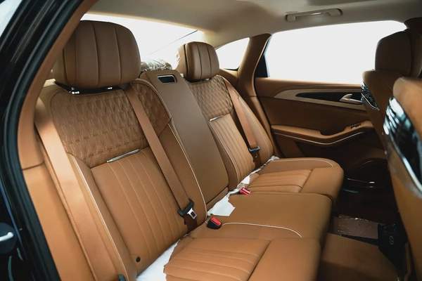 2023 HONGQI H9 CA7205 2.0L RWD WITH WARRANTY