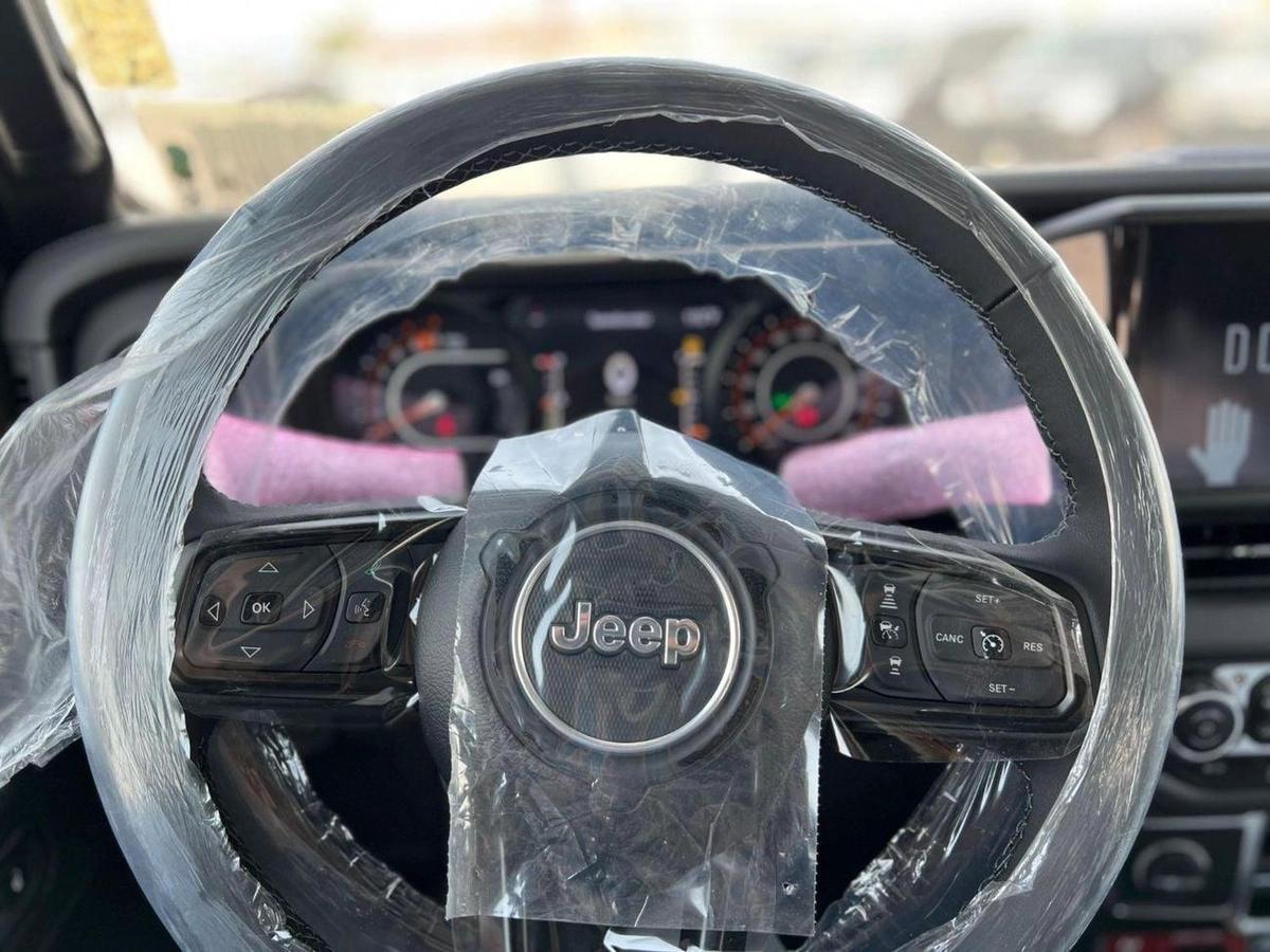 Jeep Wrangler EXPORT PRICE - Rubicon 2.0T - Green-8-8