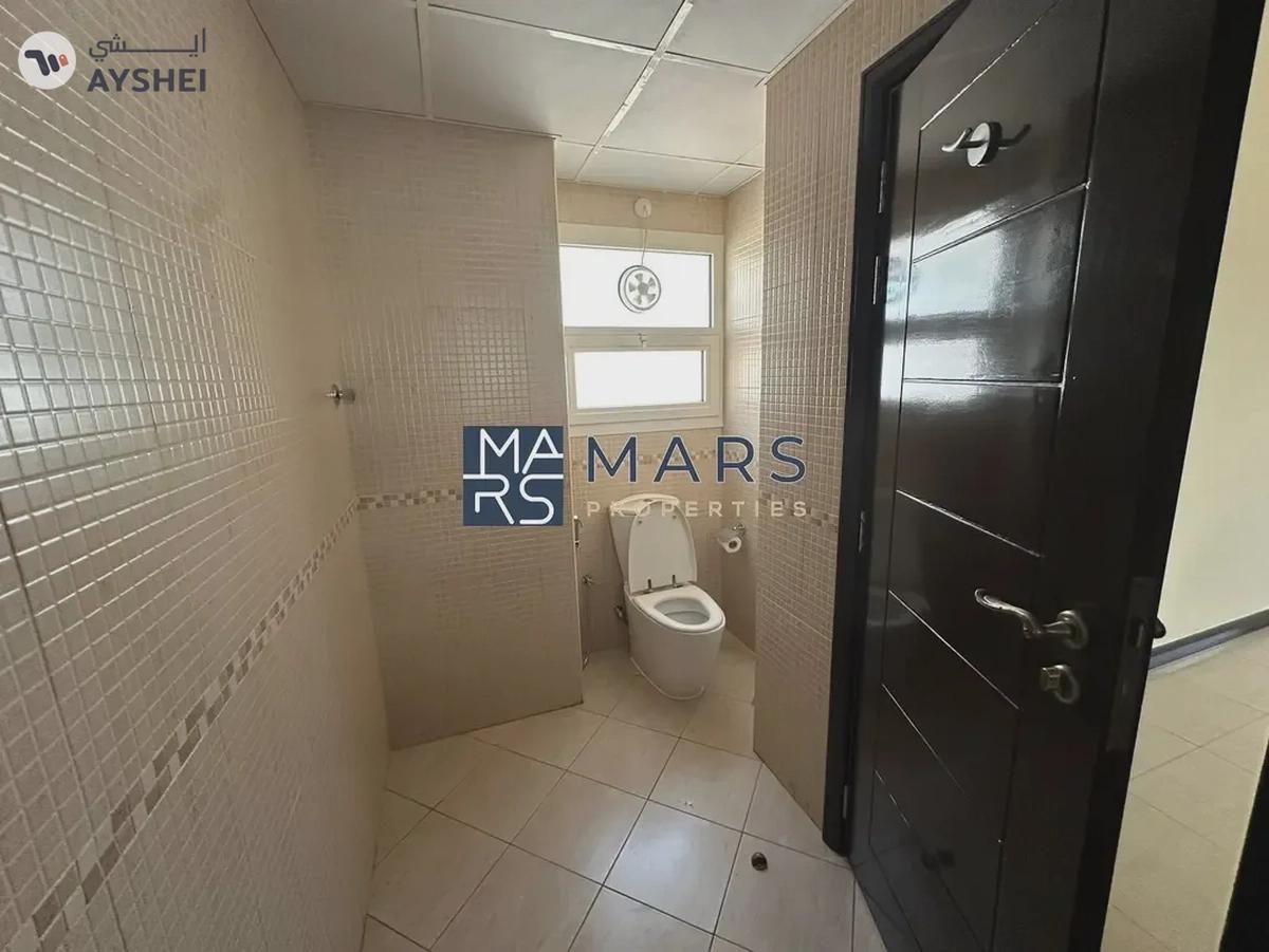 Largest layout standalone villa with majilis.-11-11