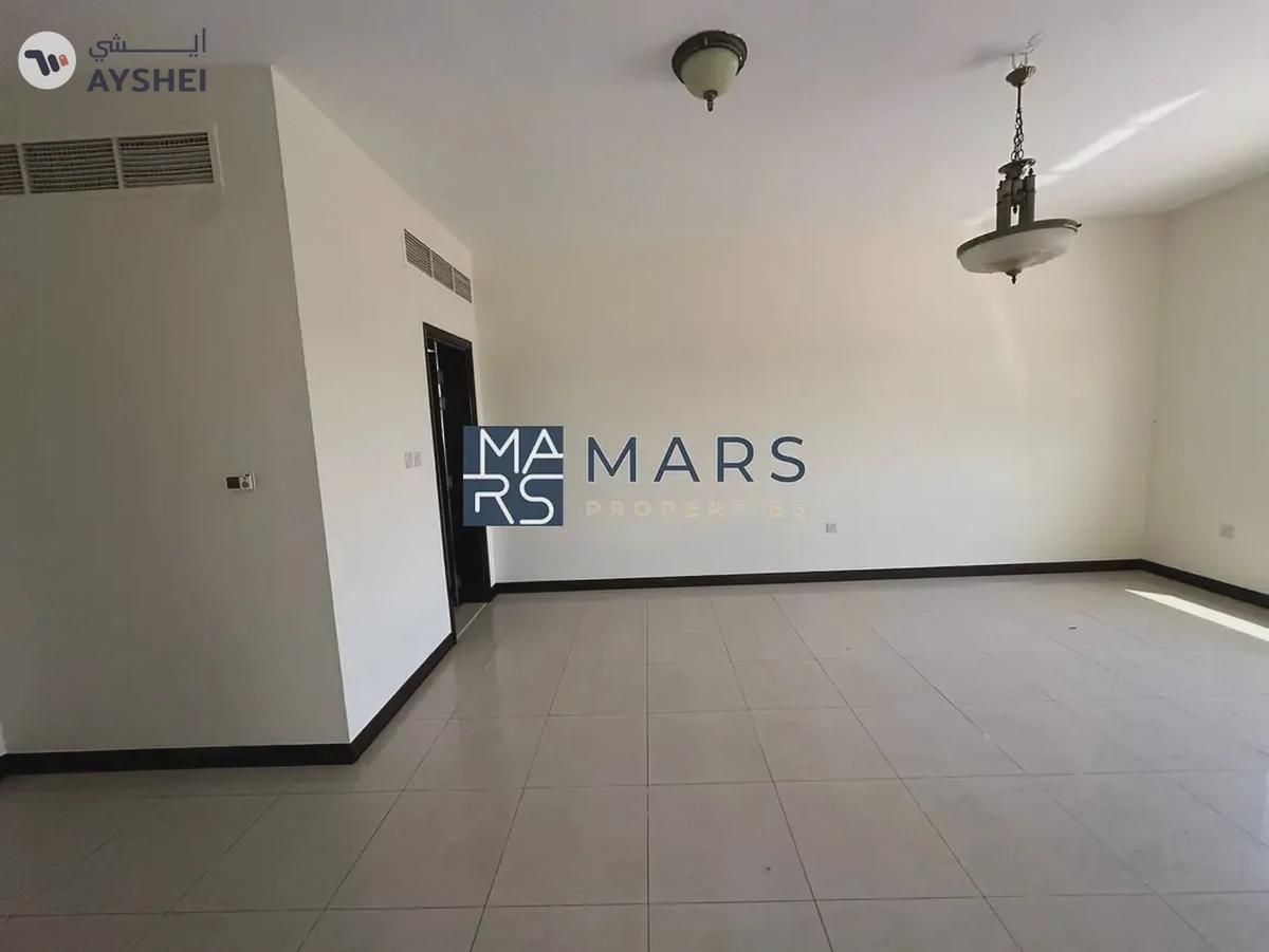 Largest layout standalone villa with majilis.-14-14