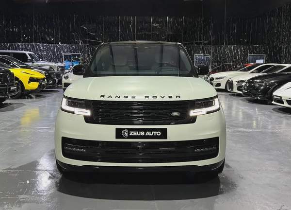 Land Rover Range Rover P530 Autobiography 2023 GCC specs for 599,000.00 AED