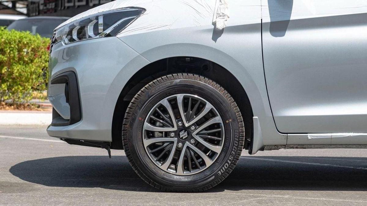 Suzuki Ertiga SUZUKI ERTIGA GLX 1.5L AT SILVER-5-5