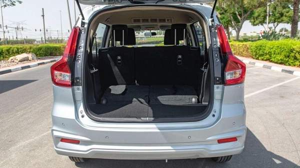 Suzuki Ertiga SUZUKI ERTIGA GLX 1.5L AT SILVER