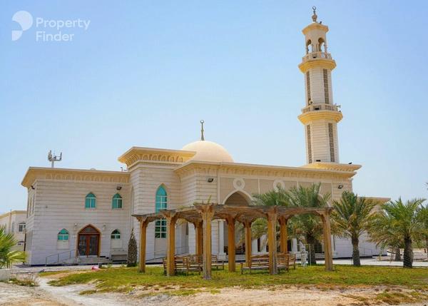 Single Row 4BR TH| Next to Corner |Prime Location